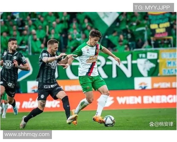 55号球星再掀绿茵风暴见证足球场上激情与荣耀瞬间 55号球星再掀绿茵风暴见证足球场上激情与荣耀瞬间