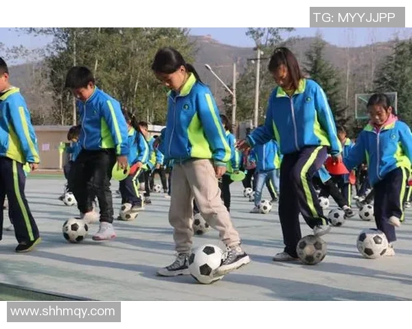 焦作足球小球星逐梦绿茵场展现少年风采点亮未来希望