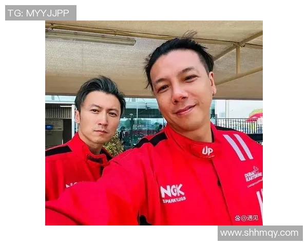 足球巨星携爱子共度温馨时光展现父子情深引发网友热议